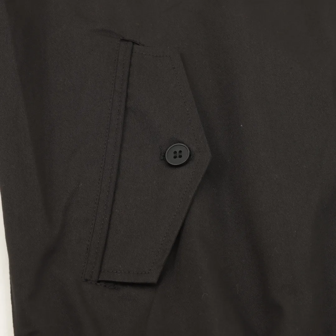 🅿️540 Ralph Lauren 25 Spring and Summer Solid Color Embroidered Logo Zipper Jacket Men's Black Ralph Lauren/Ralph Lauren Harrington Old Money Style Old Cadre Zipper Jacket The Harrington jacket's lapel zipper windproof design perfectly blends casual style and street trend elements. The fabric texture of the jacket is excellent and comfortable to wear. It is a very versatile trendy jacket. Original development. 100% cotton fabric with exquisite embroidery. The evergreen model is safe to buy and will never go out of style. The fabric is also different from others. The new model is not as stiff as the old model. I think it is better to wear 100% pure cotton. The hardness is just right and not that stiff. This is this year’s upgrade, but I feel it is easier to wear. The embroidery on the chest is made of German Oman embroidery fiber with original data. The embroidery process is very particular. It uses Japanese Tajima machines to ensure that the embroidery is exquisite and three-dimensional, which is what I said is different from what is on the market. SIZE: M-2XL